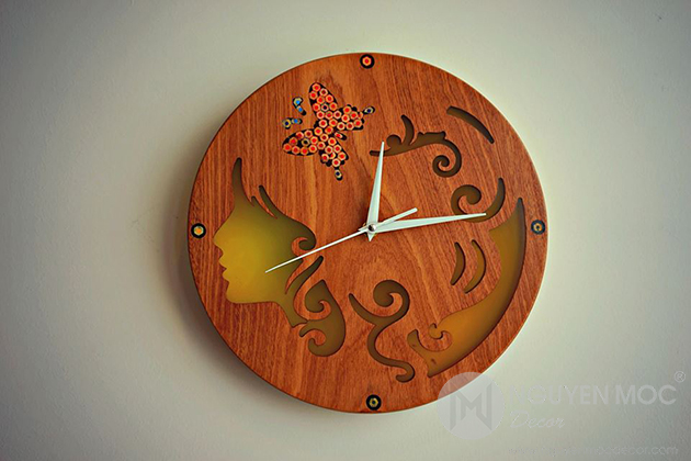 Resin Colored-Pencil Wall Clocks