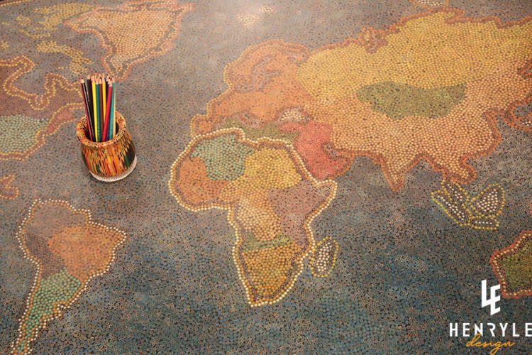 The World Colored-Pencil Table 2